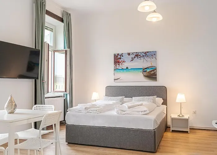 Welcoming 2br Apt, Near Akh- Perfect For Short & Longstays * Wien
