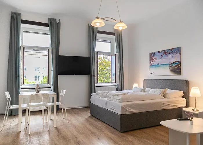 Welcoming 2br Apt, Near Akh- Perfect For Short & Longstays * Wien