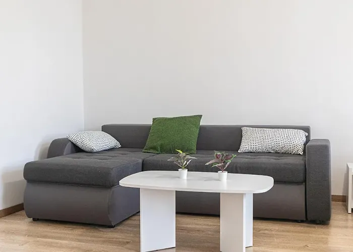 Apartment Welcoming 2br Apt, Near Akh- Perfect For Short & Longstays Wien