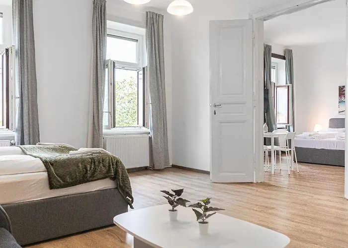 Welcoming 2br Apt, Near Akh- Perfect For Short & Longstays * Wien