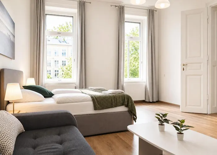 Apartment Welcoming 2br Apt, Near Akh- Perfect For Short & Longstays Wien