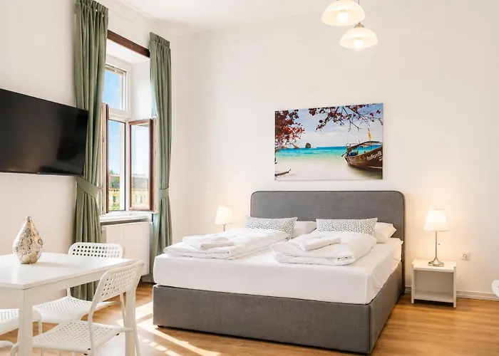 Welcoming 2br Apt, Near Akh- Perfect For Short & Longstays Wien